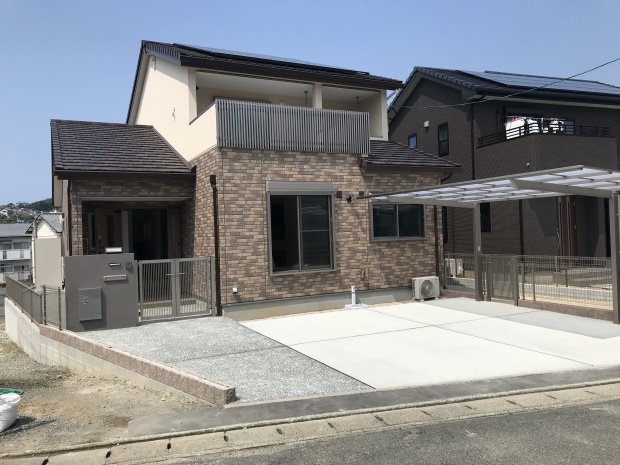 �V�z�O�\�{�H��@��܂��@�S�̑��@�����s����